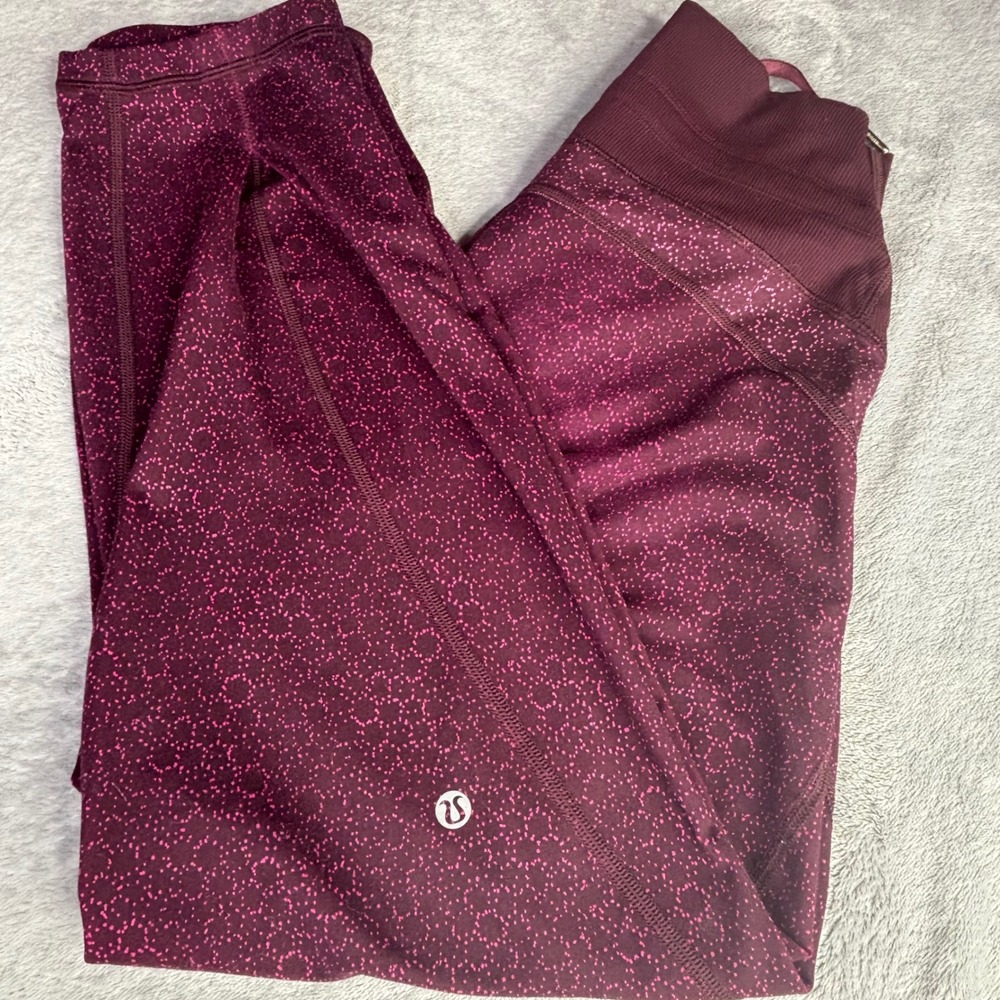 Lululemon Leggings Women 6 Burgundy Pink Dot Print High Rise Drawstring Crop
